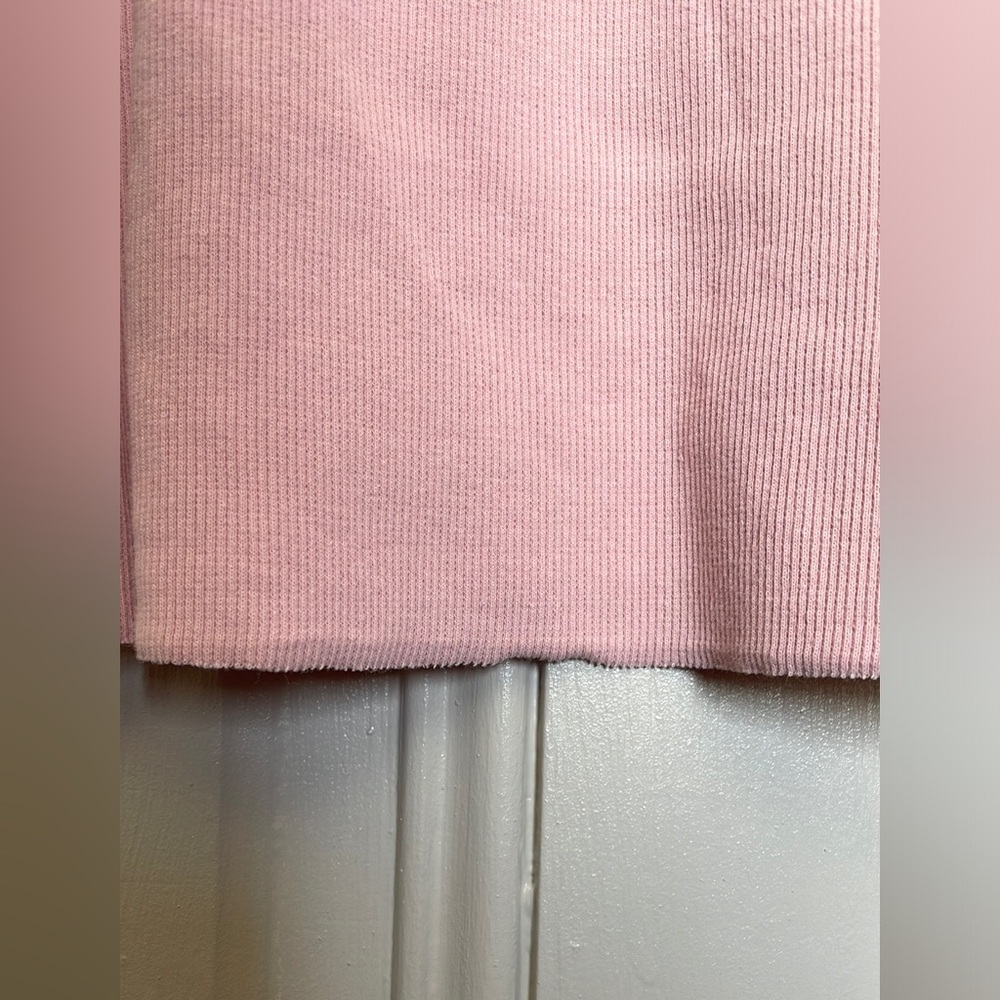 Heart Hardware Ribbed Knit Tank Top - Picture 4 of 10